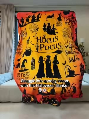 A must-have Halloween decor piece and a fun gift everyone will love.#blanket #halloween #halloweendecor #sohochic #tiktokbacktoschool 