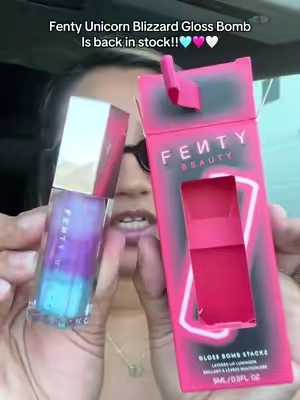 It's back!! @Fenty Beauty #fentybeauty #fentyglossbomb #fentyholidayset #giftforher #stockingstuffer