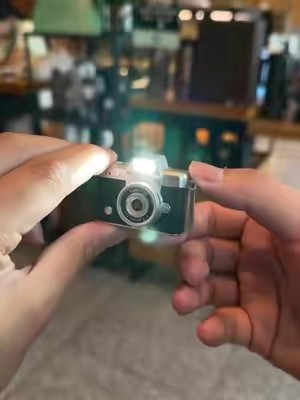 This is such a cute gift for anyone who loves taking pictures #TikTokshopbacktoschool #minicamera #ccdcamera #keychaincamera #giftideas 