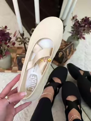 ✨🩰🤩 ookaayyy heydude these are a STAPLEEEE #heydude #heydudes #balletflats 