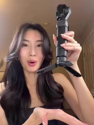 my fav accessory for my insta360 luna ultra #insta360accessories #insta360lunaultra #insta360tripod #tripodstand #tiktokshopfinds 