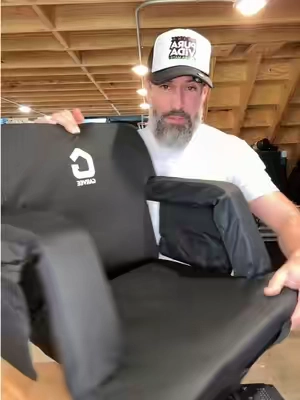 I’m so excited 😆  #cushion #stadiumseat #bleacher #outdoorchair #tiktokshopcreatorpicks 