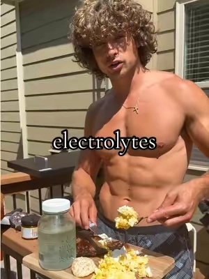 @Santa Cruz Paleo please sponsor the gym bro affiliate house!!! #santacruz #santacruzmedicinals #electrolytes #electrolyte #hydrated 