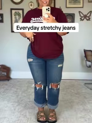 THE best everday jeans #curvyfashion #stretchyjeans #jeans #plussizefashion #backtoschool 