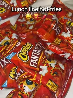 Best chips out there 😋 🤤 #hotfries #chips #Foodie #snacks #foodtiktok 