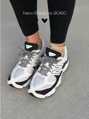 9060s 🖤🤍 #newbalance9060 #sneakers #BacktoSchool 
