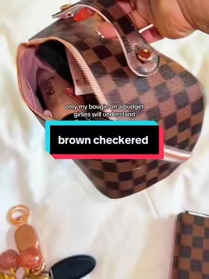 out here looking this expensive. 🤎 #bougieonabudget #planners #luxuryfinds  #browncheckered  #travelfinds @DAILY RITMO 