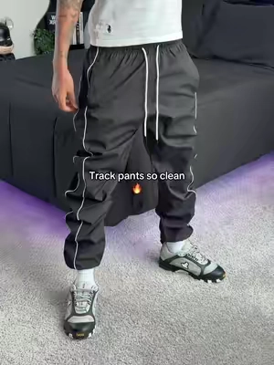 👆🏽Grab a pair before they sell out👆🏽 #recentpickups #musthaves #trackpants #trending #viraltiktok 
