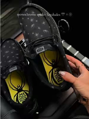 seriously, they might be perfect 🕷️🖤🕸️ @HeyDude #heydudeshoes #halloweenheydudes #wallyheydudes 