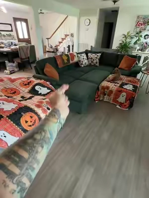 It's time, fools. 🍁 🎃 🍂  #fall #decor 