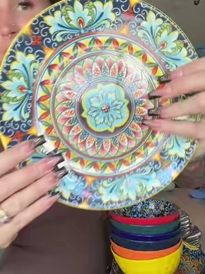 #plates #bowls #dinnerware #kitchendesign 