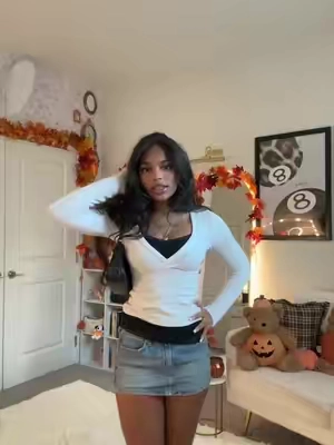 such a cute outfit <3