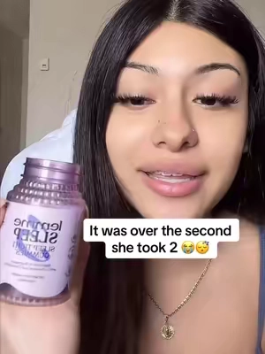 It was over the second she took these 😭😴 @𝐀 𝐌 𝐀 𝐍 𝐃 𝐀🇲🇽🤍 #amandasolis #fyp #lemmegummies 