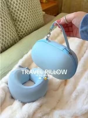 the comfiest travel pillow collab by mellow and avio 🥹🌨️✈️ new colors just dropped!! #travelpillow #avioxmellowsleep #neckpillow #avio #mellowsleep 