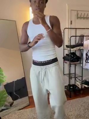 #sweats #chillfit 