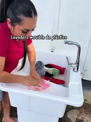 Lavadero movible de plástico resistente para lavar tenis, ropa o para bañar a tus mascotas #lavadero #lavaderodeplastico #lavaderos #sink   #laundry 