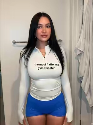 love how compressing it is 🤭 #aurola #gymset #gymclothes #gymsweater #tiktokshopcreatorpicks 
