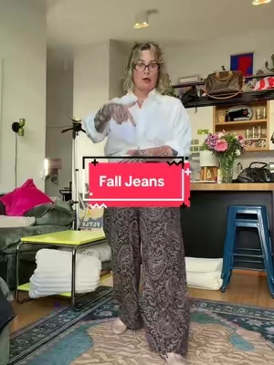 Soft, stretchy waist, cutest fall pattern #brownjeans #paisleyjeans #tiktokshopcreatorpick #TikTokshopbacktoschool 
