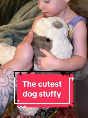 This stuffy is HUGE and my daughter is OBSESSED! #stuffy #kidtoy #sohochic #tiktokshopsummerpicks #TikTokshopbacktoschool 
