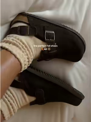 How cute are these!!? 🤩 #FallMustHaves #FallShoes #Clogs #Cushionaire #TikTokshopbacktoschool 