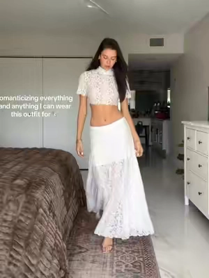 It’s beautiful 😩 #matchingset #outfitinspo #set #bridetobe #laceset 