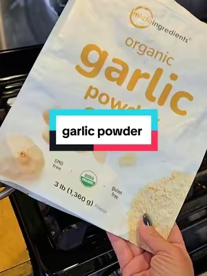 Don't forget the garlic 😋  #garlic #garlicpowder #CookingHacks #cookingtips #seasoning @Micro Ingredients 