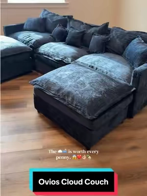 The new #cloudcouch from @OVIOS. #TikTokshopbacktoschool #movingday #oviosfurniture #viralcouch 