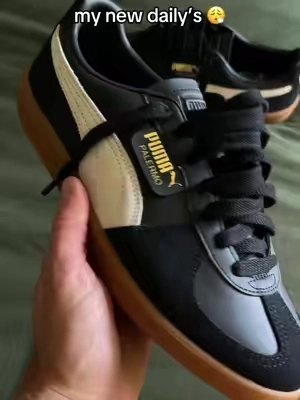 These puma palermos fit a little narrow so I suggest sizing up a half size. These are women’s sizing so definitely go up 2 sizes if you are a man #pumapalermo #puma #shoes 