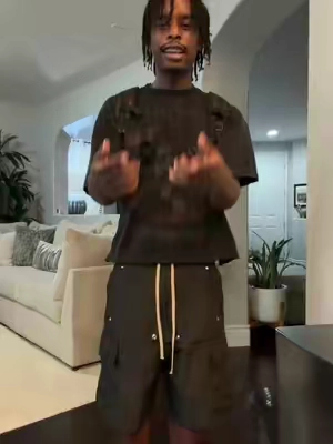 7674432954369690893