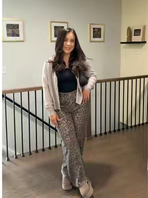 Replying to @Ale | Mom Life & Finds I finally found my Favorite jeans for fall 😍🤎🍂 #FallOutfit #FallFashion #CozyFits #OOTD #TikTokshopbacktoschool 