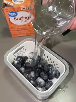 How to make your fruit last longer #fruit #kitchen #kitchenware #kitchenaccessories #tupperware 