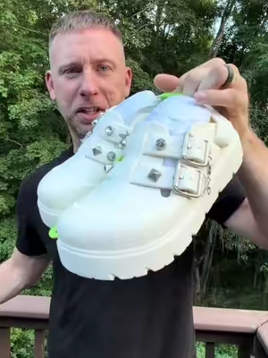 #crocs #shoes #crocsgang #crocs4life 