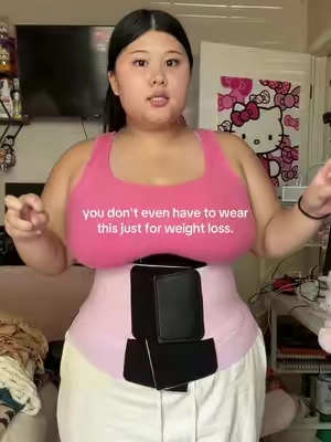 And shes pink like hellooo 🤭🎀💖🌸 @FeelinGirl LLC #snatchedwaist #waisttrainer #shapewear #feelingirlwaisttrainer #fyp 