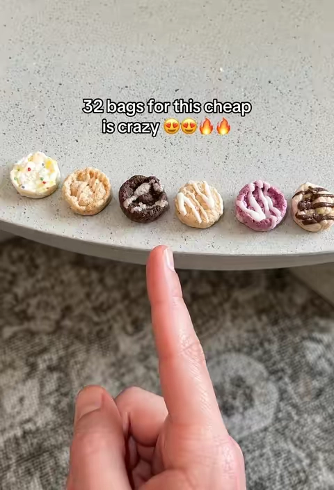 7674457478196710687