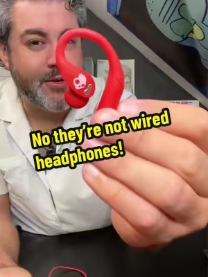 No they’re not wired headphones! #TikTokshopbacktoschool 