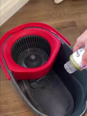 #CleanTok #mopping #ocedarmop #cleaninghacks