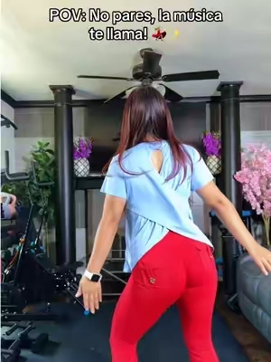 El outfit deportivo más comodo y precioso. 😍 Les dejo el link de mis leggings y camisa aquí 🧡🔗  #yeoreo #leggings #tshirts #gymoutfit #outfitdeportivo 