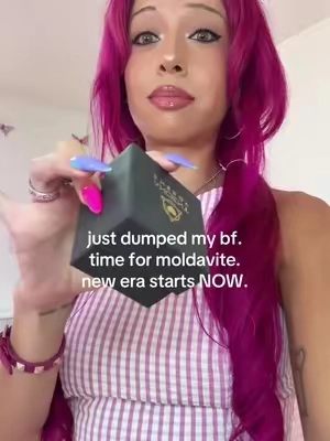 i’m scared how long does it take 💍#moldavite #moldavitering #crystaljewelry #tiktokshop #TikTokshopbacktoschool 