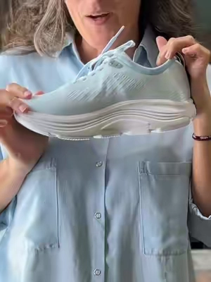 #tennisshoes #walkingshoes #fashion #outfit 