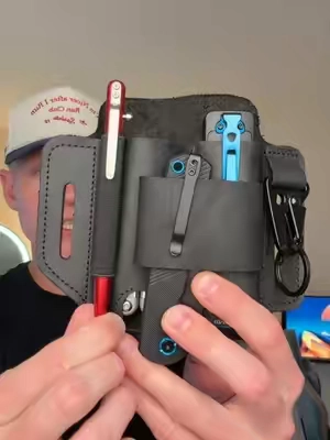Leather everyday carry holder for your belt👌🏼 #everydaycarry #pocketknife #flashlight #sheath #tiktokshopcreatorpicks 