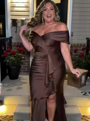 #dealsforyoudays #OOTD #plussize #dress #party 