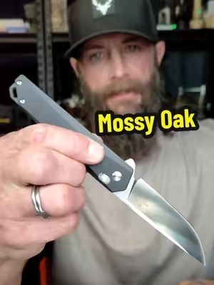 This MOSSY OAK pocket knife is super snappy! 3.5” D2 steel drop-point blade with a solid feel and smooth action. Great addition to the EDC lineup. #MossyOak #PocketKnife #D2Steel #EDC #EverydayCarry 