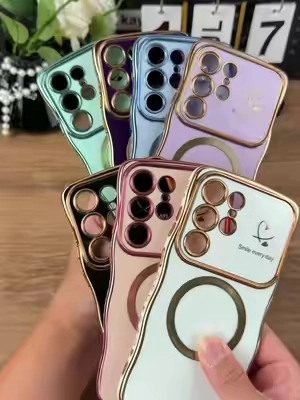 Samsung Galaxy Users, you need one of these phone cases!#samsunggalaxy #phonecase #magneticphonecase #TikTokshopbacktoschool #sohochic 