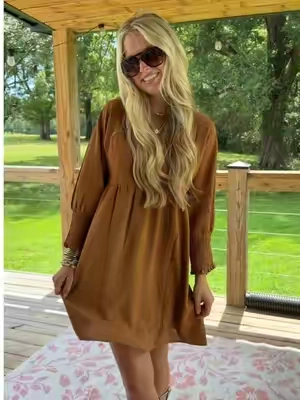 Obsessed with the airflow material this dress is made out of! The best quality and so cute and versatile! #tiktokshopcreatorpicks #TikTokshopbacktoschool #summertofalloutfits #falldress #teacherdress 