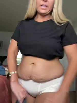 These are so cute! #goodamerican #alwaysfits #apronbelly #BackToSchool #TikTokshopbacktoschool 