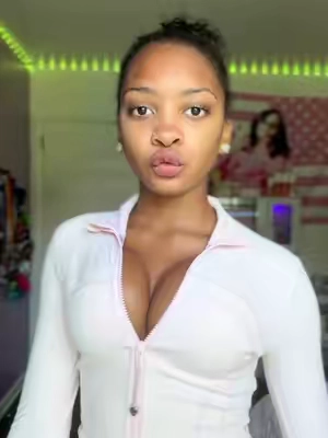 since yall always ask about what bra’s i use here it is!