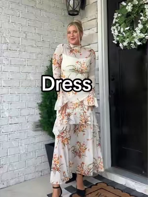 A beautiful floral cream mesh elegant dress. In the size small! #elegantdress #maxidress #formaldress #creamdress #floraldress 