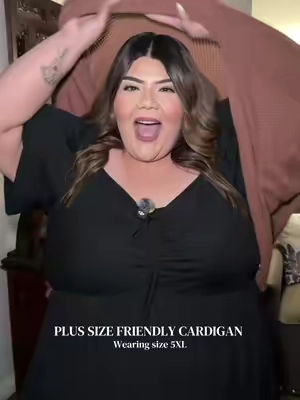 #cardigan #plussize #plussizefashion #plussizequeen 