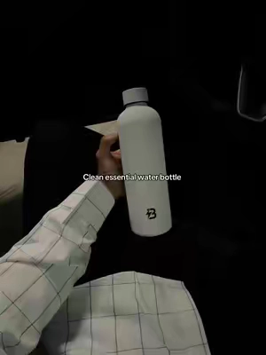Finally a water bottle that doesn’t spill😉 #waterbottle #Fitness 