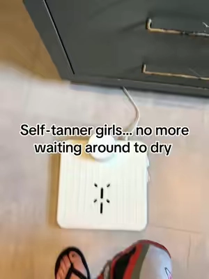 #selfcarefinds #bodydryer #blowdryer #selftanner #showertok 